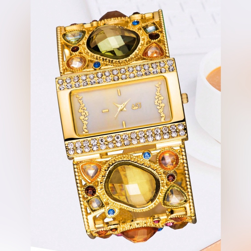 🆕 Gemstone Encrusted Bracelet Watch